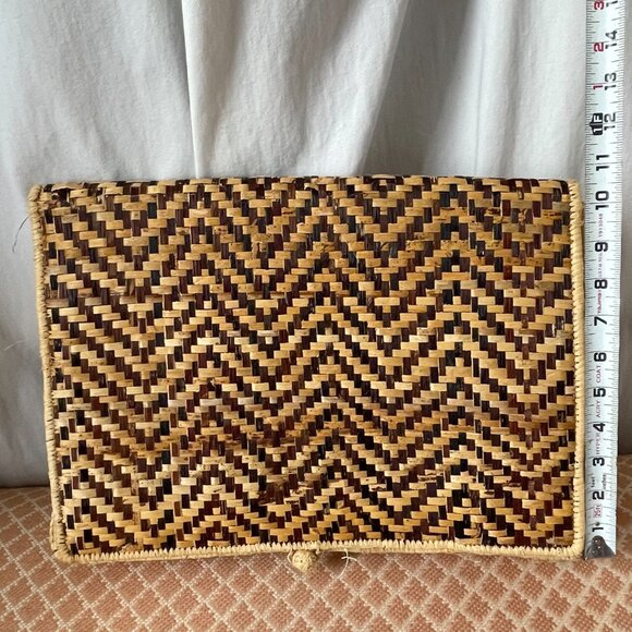 Straw Rattan Large Clutch - Picture 2 of 5